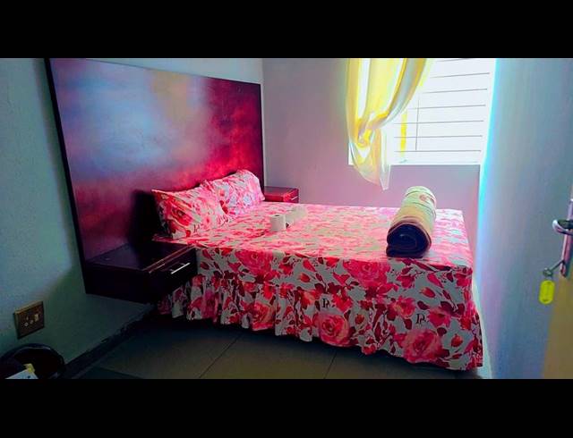 BUSINESS FOR SALE IN YEOVILLE
